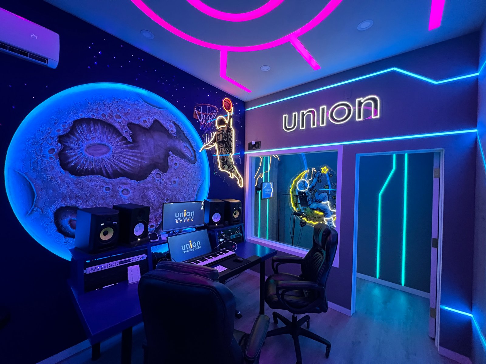 how long does it take to record a song - UNION Recording Studio After the Recording: Mixing, Mastering, and Getting the Song Finished - UNION Recording Studio