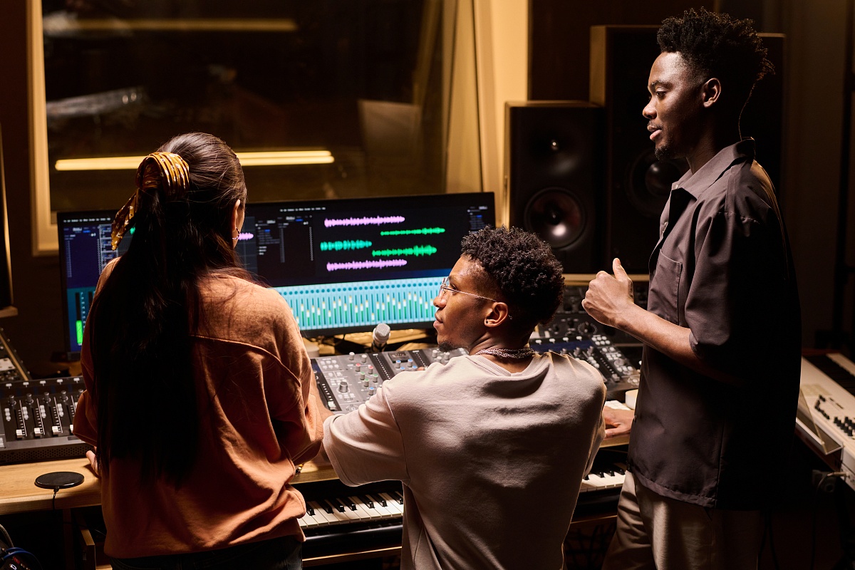 Conquer Your Recording Fears: Creative Strategies for Independent Artists