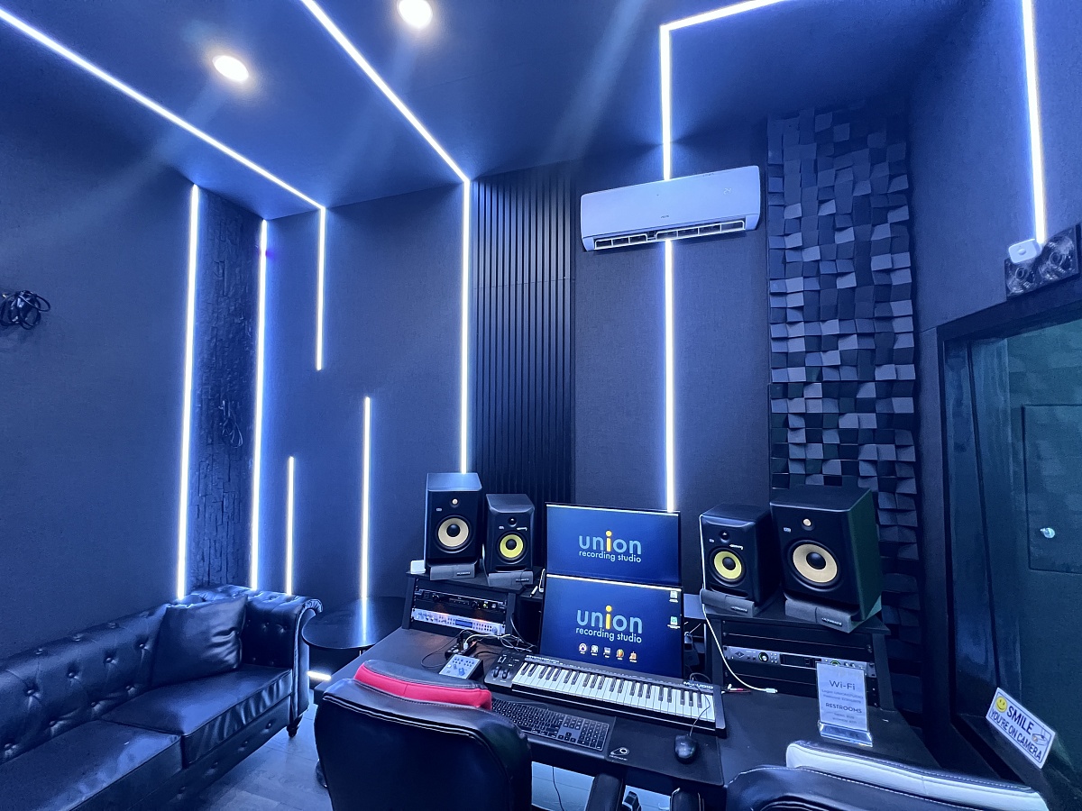 Nail Your Recording Session: Essential Tips for Indie Musicians